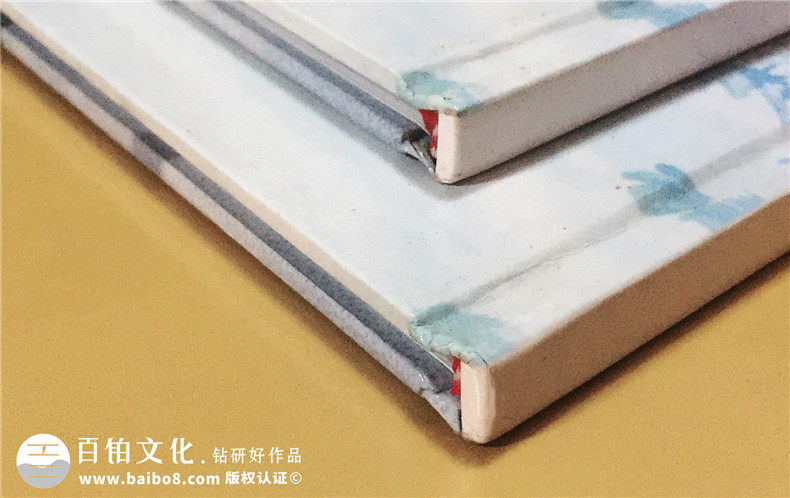 西南財經(jīng)大學(xué)保險學(xué)院研究生畢業(yè)紀(jì)念冊設(shè)計