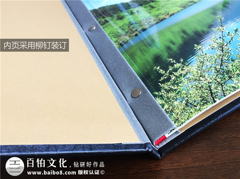 成都菜譜印刷廠(chǎng)制作的高檔皮面燙金菜譜冊(cè)-經(jīng)典酒店菜單設(shè)計(jì)案例!