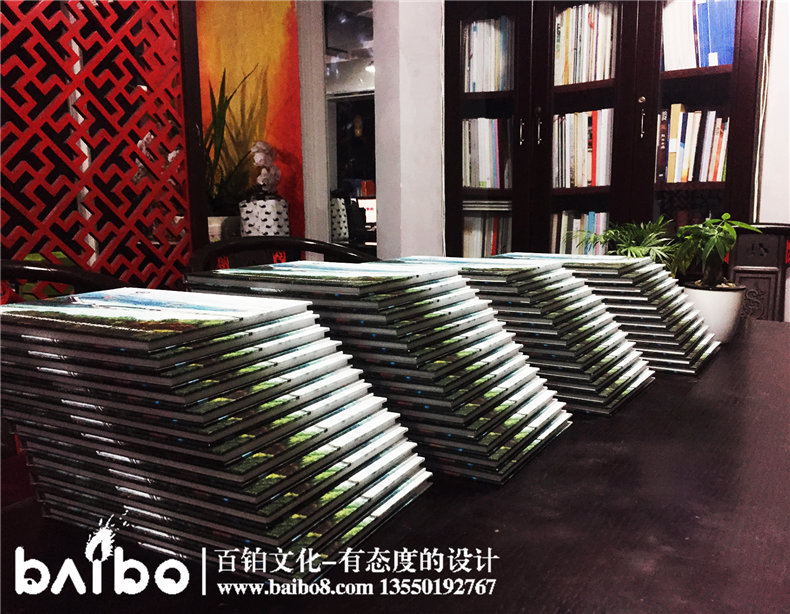 畢業(yè)30周年同學(xué)聚會紀(jì)念冊內(nèi)容編排籌劃制作-武漢中南財(cái)經(jīng)政法大學(xué)