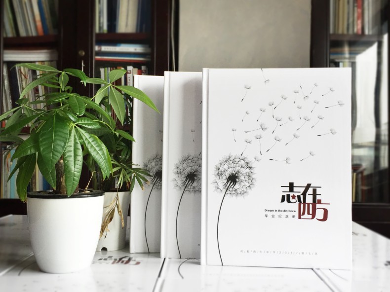 中學(xué)畢業(yè)相冊(cè)怎么做-紀(jì)念冊(cè)定制全過(guò)程是怎樣的